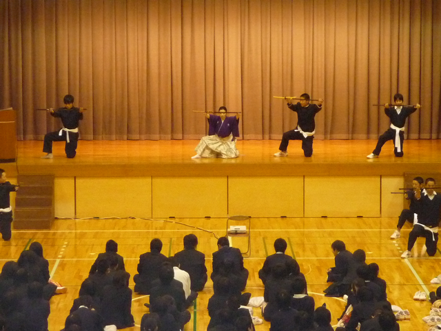 学校向け「芸術鑑賞会」