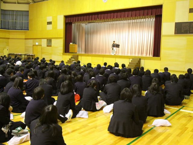 高校芸術鑑賞会の写真